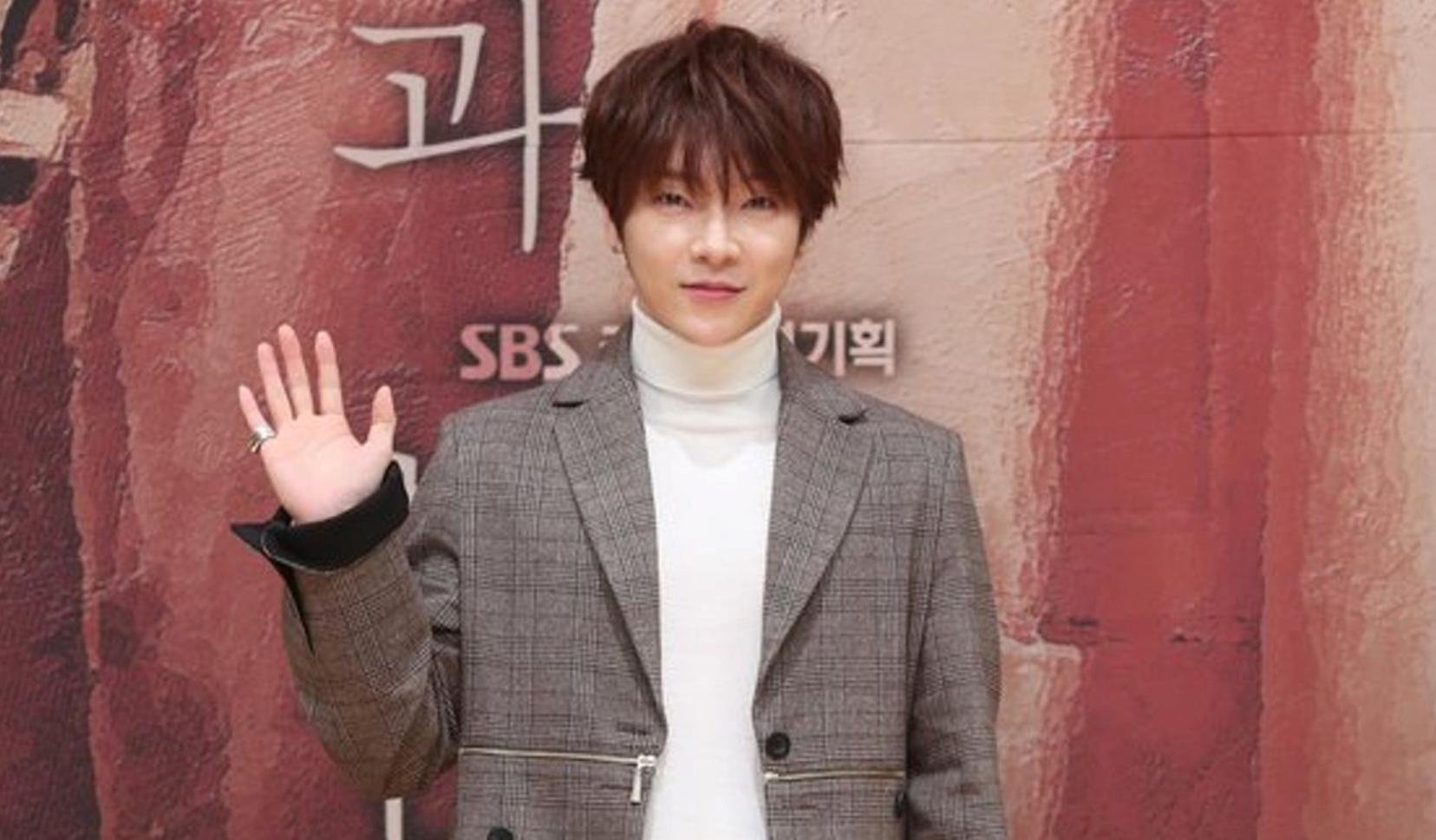 遊興店の確診者に接触した芸能人は歌手ユナク “店の出入りはなかった”