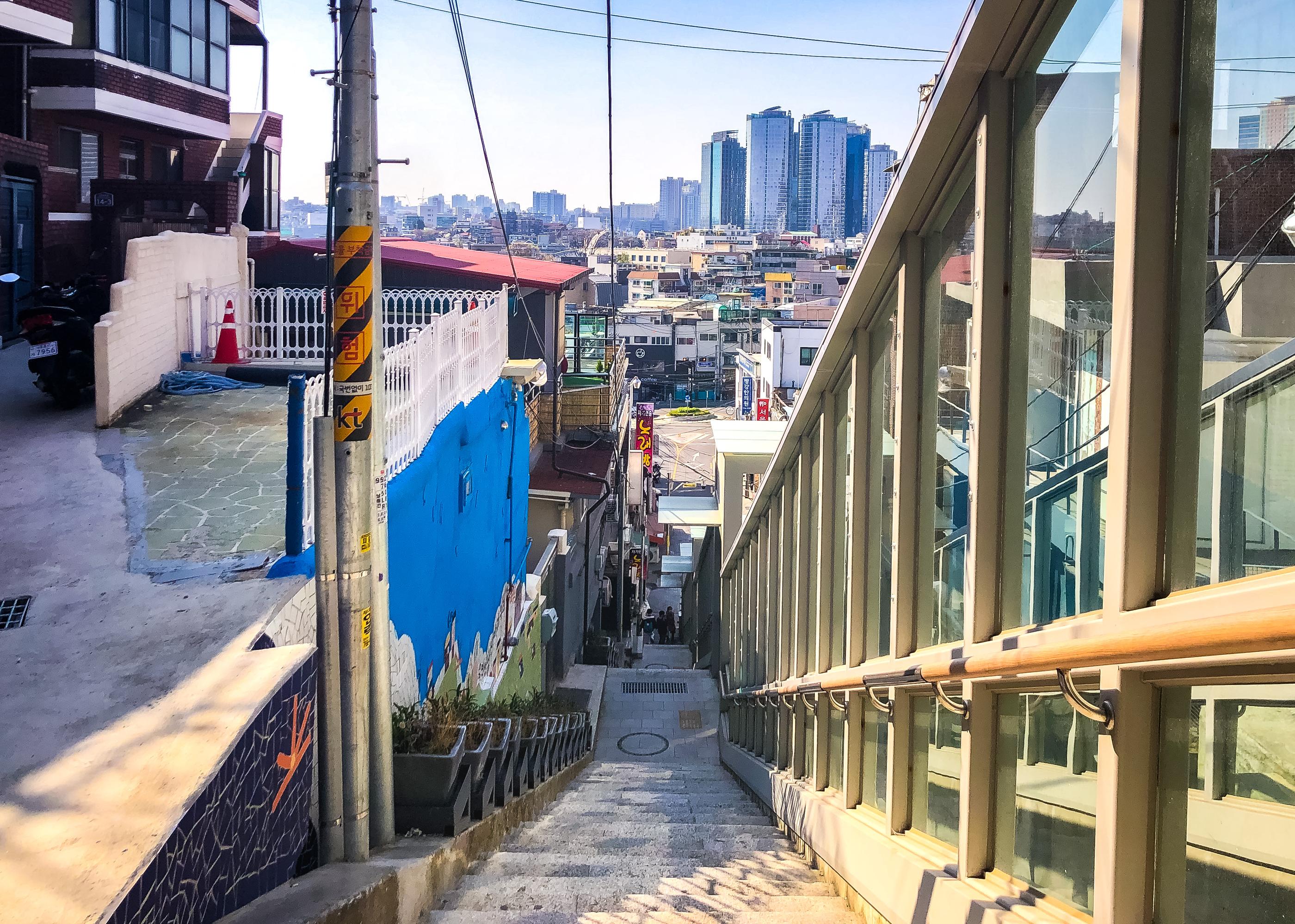 One Day Tour | Itaewon Able to see the past and present of Seoul