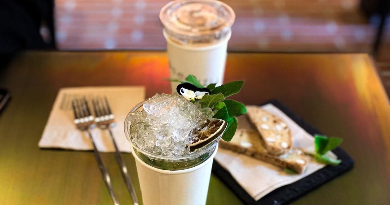 Đồ uống tại Quán cafe của Winner Song Mino Osechill 