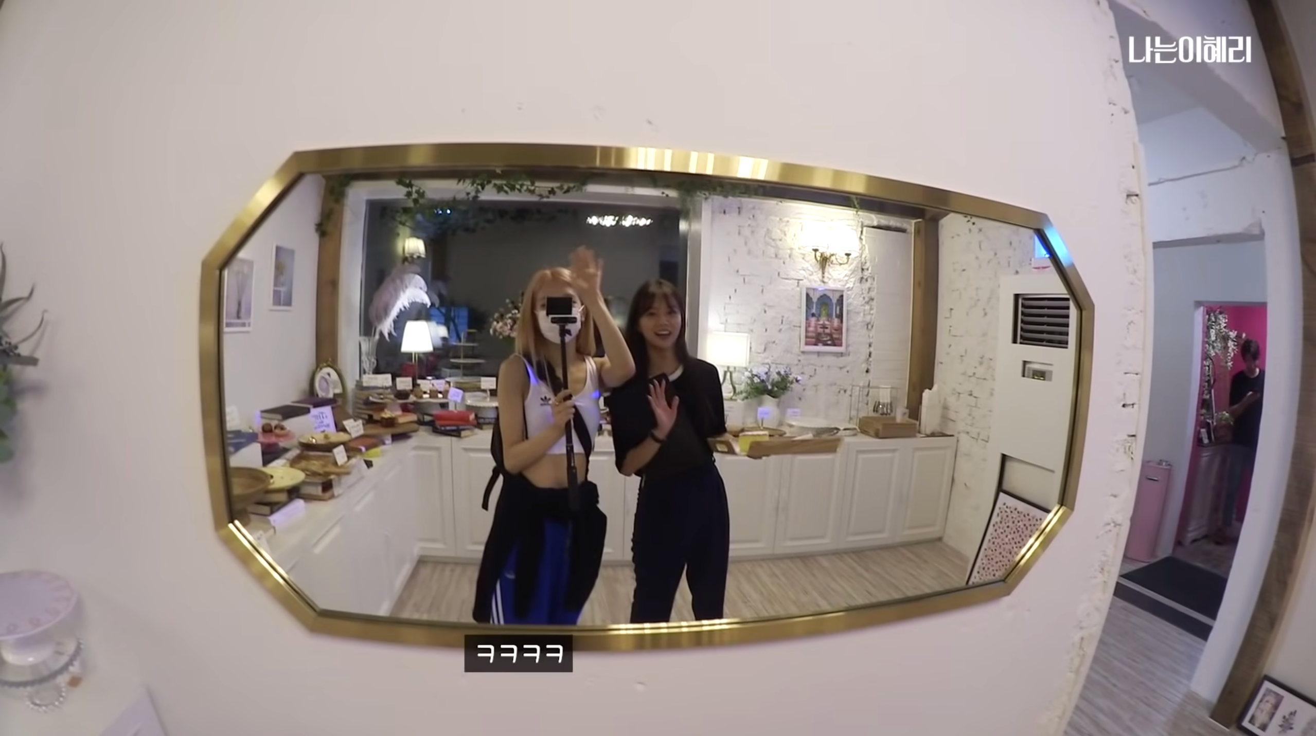 ร้านอาหารและคาเฟ่ที่ Blink ตัวจริงต้องมา! ตามไปเก็บลิสต์ของกินที่สาว Black Pink เคยมาทาน ปักหมุดกันให้ล้นไปเลย...