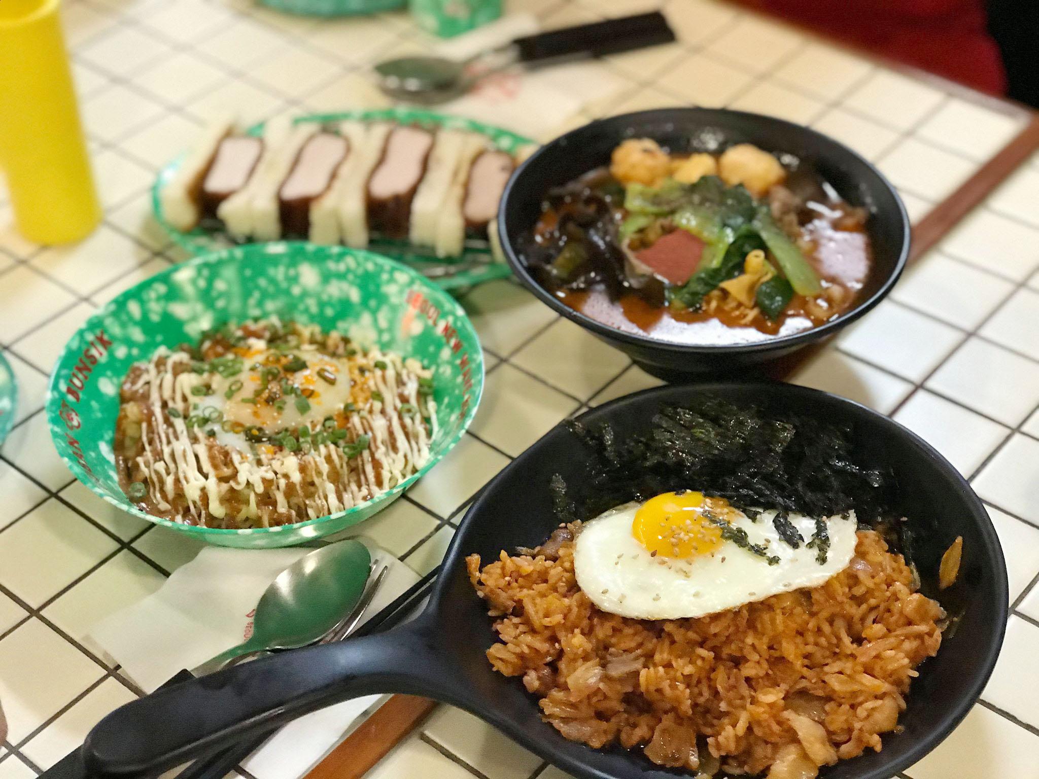 ร้านอาหารและคาเฟ่ที่ Blink ตัวจริงต้องมา! ตามไปเก็บลิสต์ของกินที่สาว Black Pink เคยมาทาน ปักหมุดกันให้ล้นไปเลย...