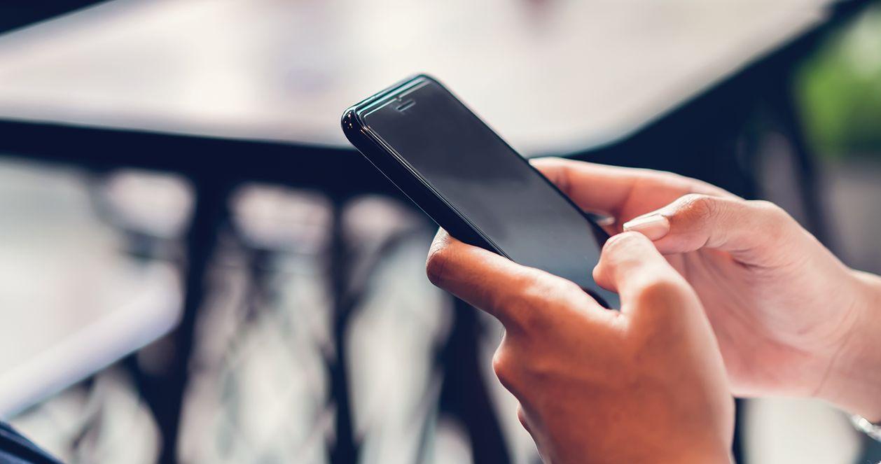 Văn hoá bắt cá 2 tay và ý kiến trái chiều của nam nữ Hàn Quốc