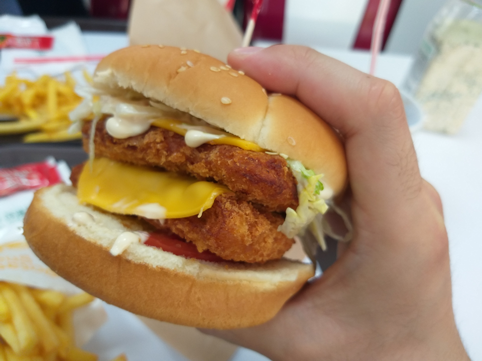 พิซซ่า แอนด์ เบอร์เกอร์ พลัส (PB+) | แฮมเบอร์เกอร์และพิซซ่าฮาลาลที่ดีที่สุดของอิแทวอน