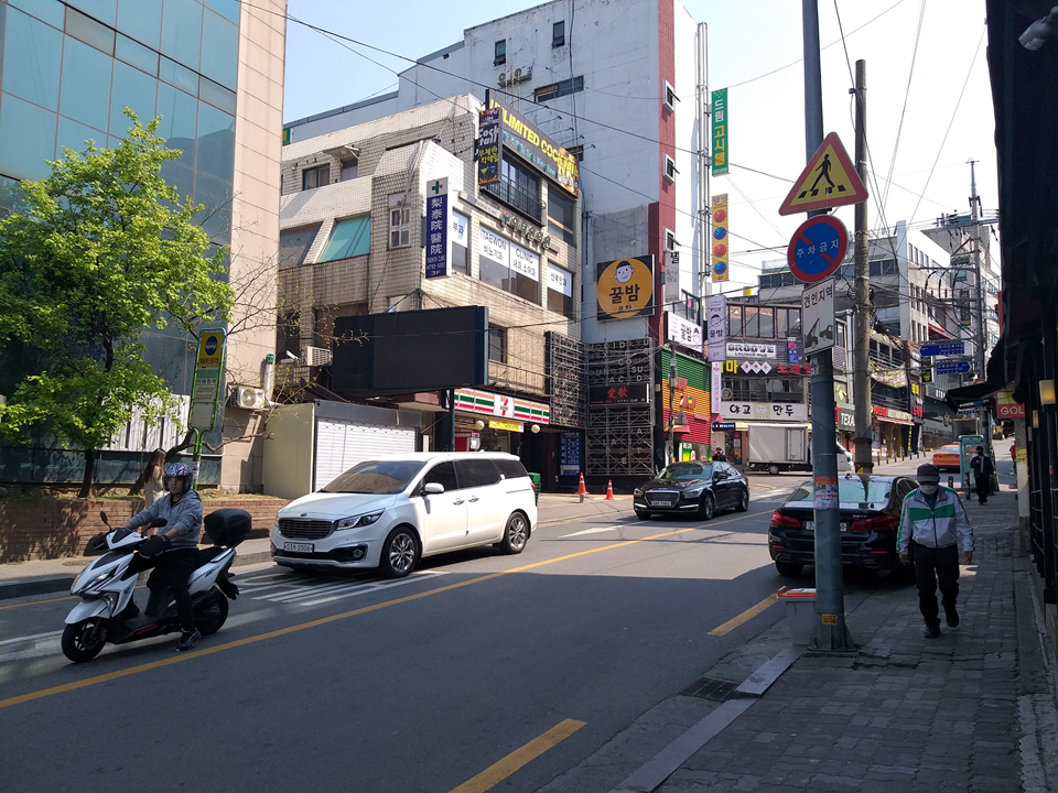 พิซซ่า แอนด์ เบอร์เกอร์ พลัส (PB+) | แฮมเบอร์เกอร์และพิซซ่าฮาลาลที่ดีที่สุดของอิแทวอน