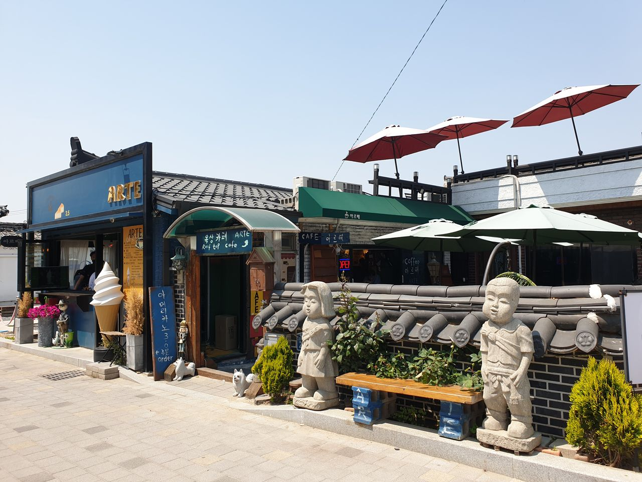 #慶州 #キョンジュ #キョンジュ旅行 #慶州旅行 #キョンジュ観光 #キョンジュグルメ #キョンジュ美味しいお店 #キョンジュカフェ #ファンリダンギル #キョンジュデザート #黄金10ウォンパン