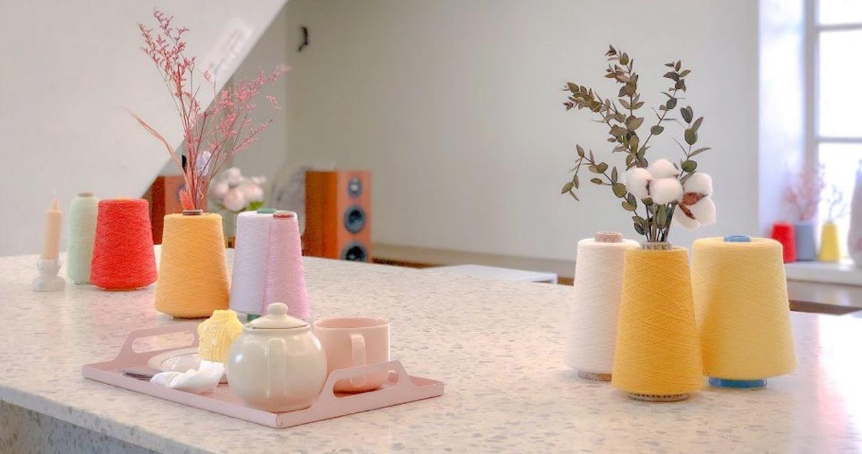 Le Montblanc | Quán cafe bán bánh cuộn len siêu xinh ở Itaewon 