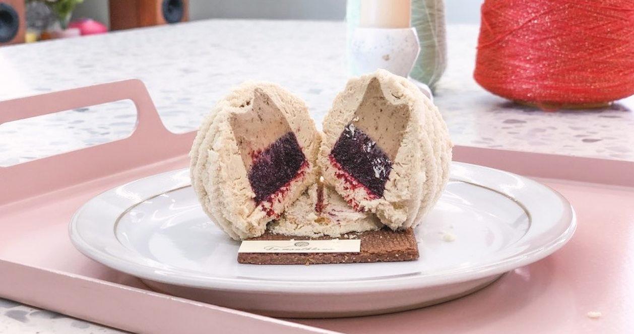 Le Montblanc | Quán cafe bán bánh cuộn len siêu xinh ở Itaewon 