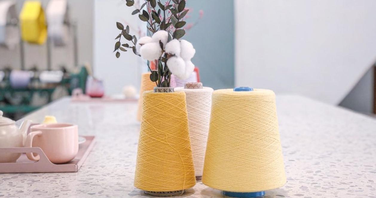 Le Montblanc | Quán cafe bán bánh cuộn len siêu xinh ở Itaewon 