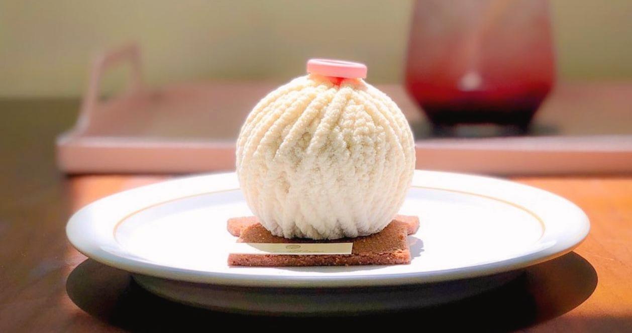 Le Montblanc | Quán cafe bán bánh cuộn len siêu xinh ở Itaewon 