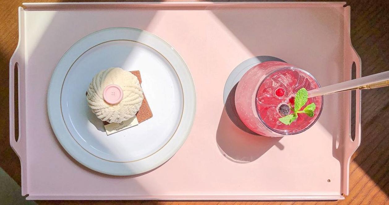 Le Montblanc | Quán cafe bán bánh cuộn len siêu xinh ở Itaewon 