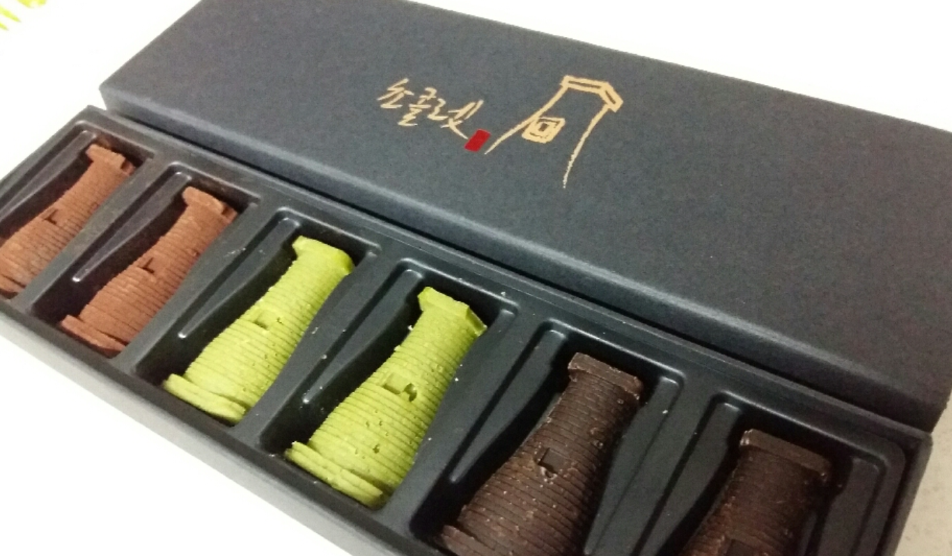 첨성대、瞻星台、チョムソンデ、慶州、キョンジュ、韓国田舎、韓国、韓国歴史、월정교、月精橋、ウォルジョンギョ、교촌한옥마을、校村韓屋村、キョチョンハノクマウル、韓屋村、계림、鶏林、ケリム、ファンリダンギル、대릉원、大陵苑、デルンウォン、동궁과월지、東宮と月地、トングングァウォルチ、キョリキンパ、チャルボリパン、10ウォンパン、キョンジュパン、慶州パン、慶州ワールド、キョンジュワールド、韓国絶叫コースター、韓国遊園地、スンドゥブ、スンドゥブチゲ、ジョン、チヂミ、仏国寺、プルグッサ、ソクラム、石窟庵,慶州、キョンジュ、ソウル郊外