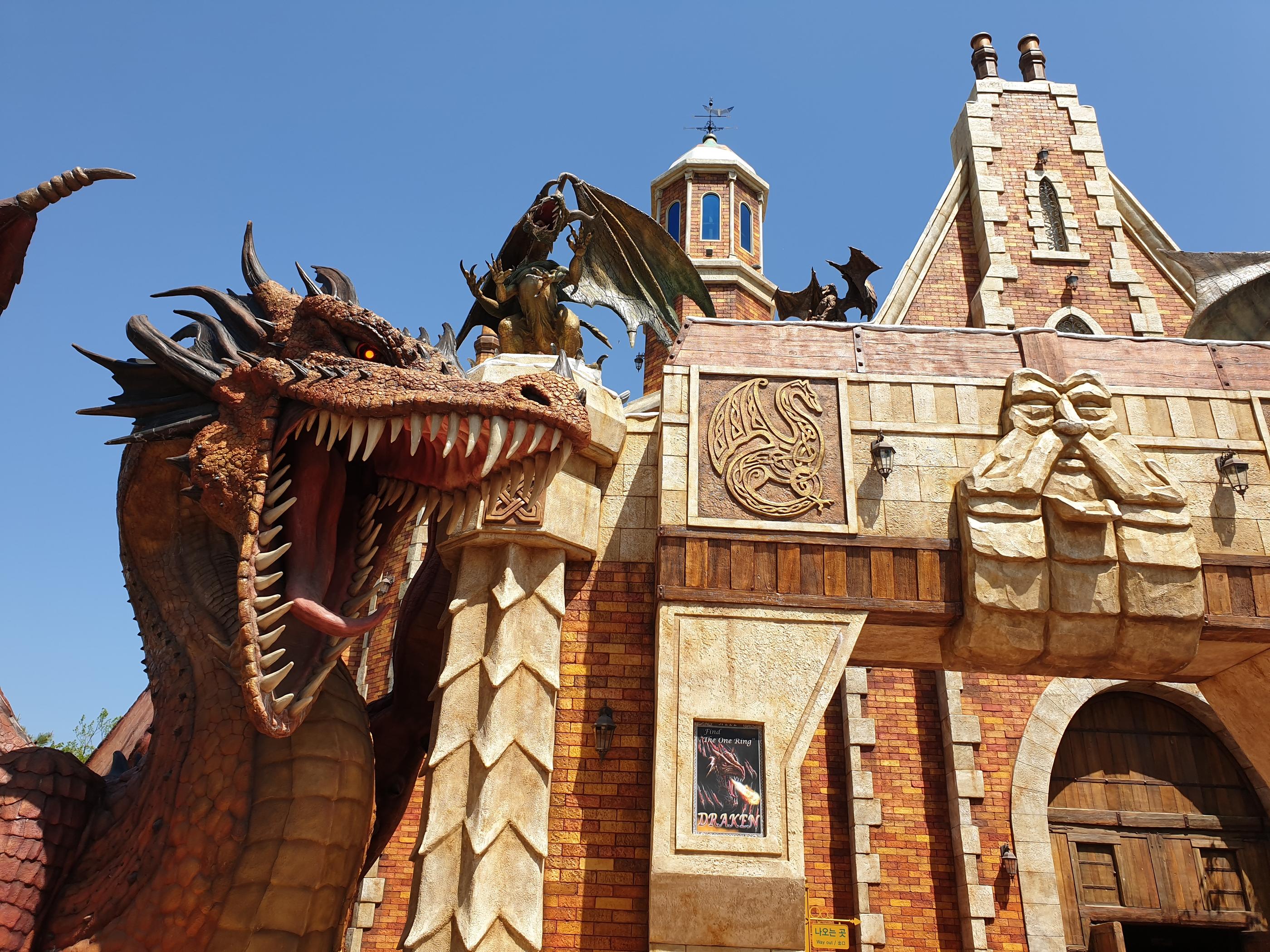 첨성대、瞻星台、チョムソンデ、慶州、キョンジュ、韓国田舎、韓国、韓国歴史、월정교、月精橋、ウォルジョンギョ、교촌한옥마을、校村韓屋村、キョチョンハノクマウル、韓屋村、계림、鶏林、ケリム、ファンリダンギル、대릉원、大陵苑、デルンウォン、동궁과월지、東宮と月地、トングングァウォルチ、キョリキンパ、チャルボリパン、10ウォンパン、キョンジュパン、慶州パン、慶州ワールド、キョンジュワールド、韓国絶叫コースター、韓国遊園地、スンドゥブ、スンドゥブチゲ、ジョン、チヂミ、仏国寺、プルグッサ、ソクラム、石窟庵,慶州、キョンジュ、ソウル郊外