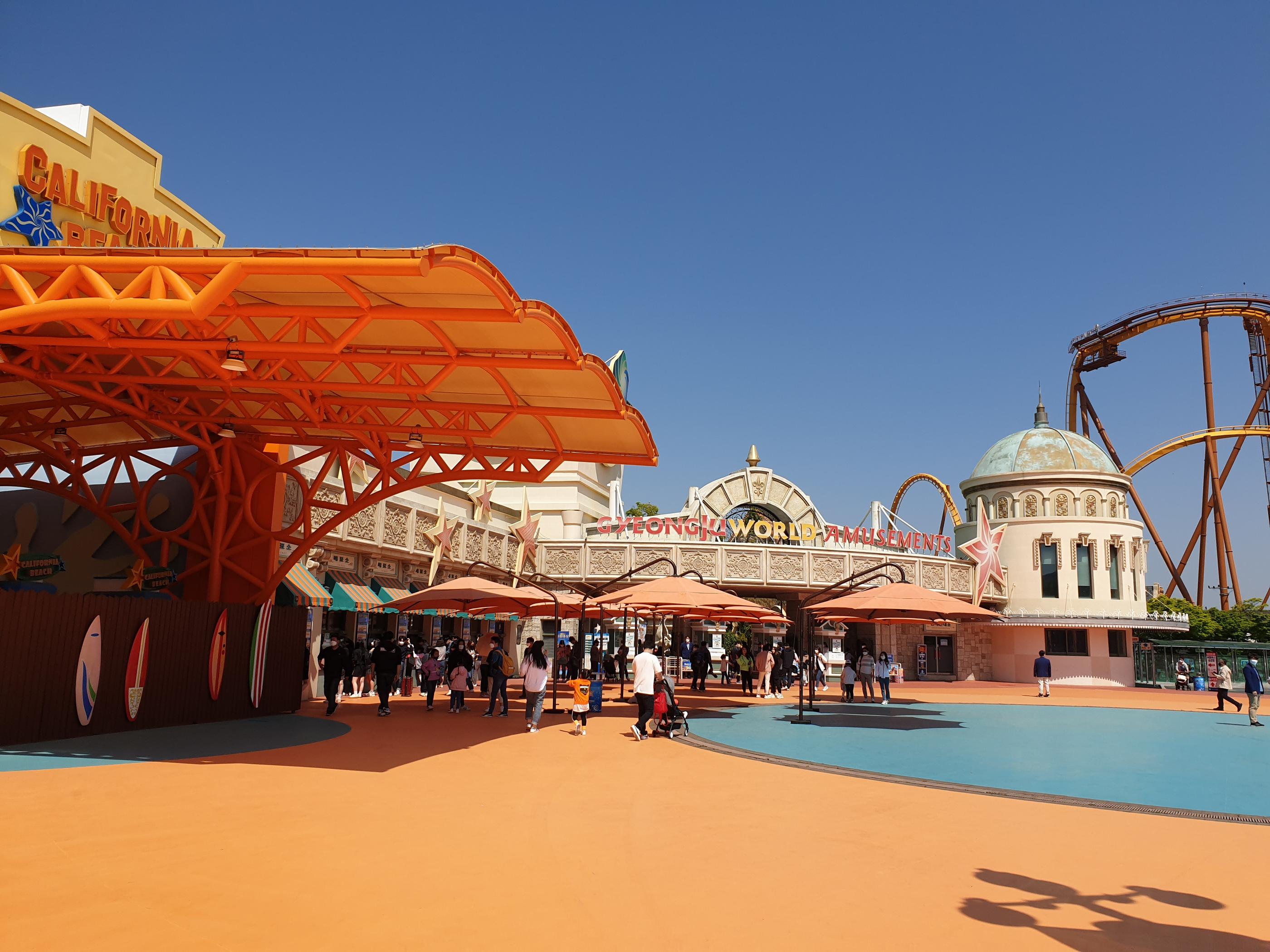 첨성대、瞻星台、チョムソンデ、慶州、キョンジュ、韓国田舎、韓国、韓国歴史、월정교、月精橋、ウォルジョンギョ、교촌한옥마을、校村韓屋村、キョチョンハノクマウル、韓屋村、계림、鶏林、ケリム、ファンリダンギル、대릉원、大陵苑、デルンウォン、동궁과월지、東宮と月地、トングングァウォルチ、キョリキンパ、チャルボリパン、10ウォンパン、キョンジュパン、慶州パン、慶州ワールド、キョンジュワールド、韓国絶叫コースター、韓国遊園地、スンドゥブ、スンドゥブチゲ、ジョン、チヂミ、仏国寺、プルグッサ、ソクラム、石窟庵,慶州、キョンジュ、ソウル郊外