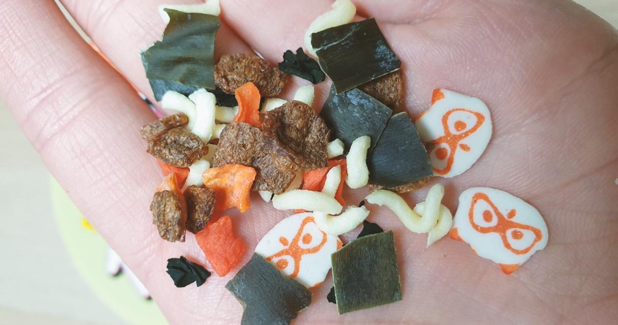 Công thức làm món cơm rang trộn mì đang hot tại Hàn Quốc