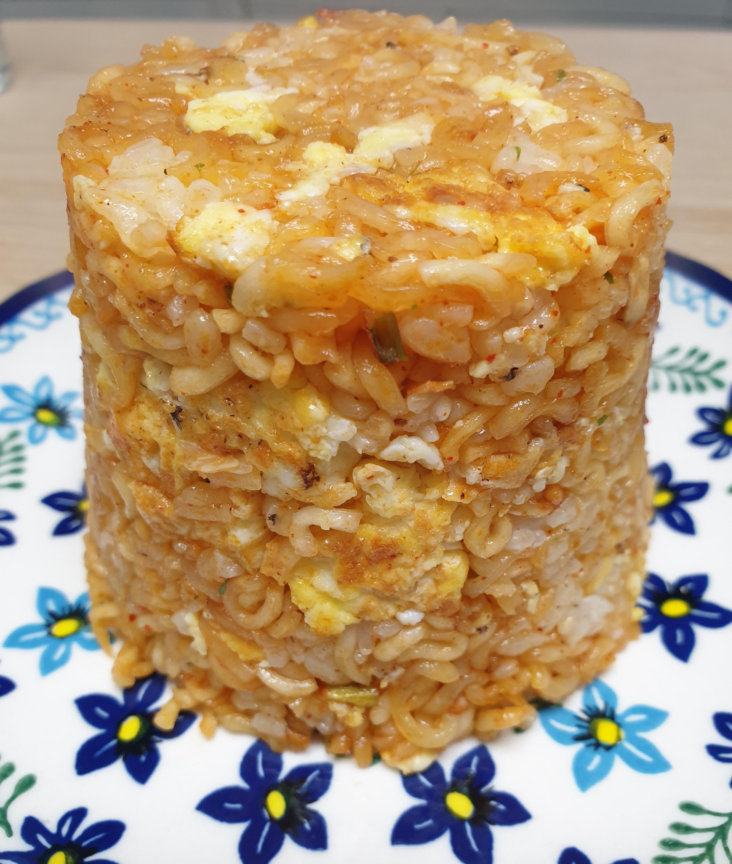 韓国おうち時間、韓国、韓国自宅時間、自宅待機、おうち時間、韓国料理、韓国、韓国ラーメン、チャパグリ、ノグリ、パラサイト、寄生虫、半地下の家族、辛ラーメン、シンラミョン、韓国グルメ、タルゴナ、タルゴナコーヒー、ダルゴナ、ダルゴナコーヒー、韓国カフェ、韓国コーヒー、ハンドメイド、おうちカフェ、韓国流行、韓国人気、オルチャン、韓国モデル、韓国ユーチューバー、韓国YouTube、韓国ユーチューブ、ユーチューブ人気、韓国豚トロ、豚トロ、ジャージャー麵、チャーハン、炒飯、韓国炒飯、韓国混ぜごはん、ポックンパ