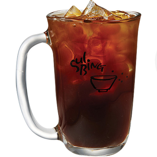 韓国の人気アイスコーヒー、スウィートアメリカーノ（冷）。リフレッシングなドリンク・オプション