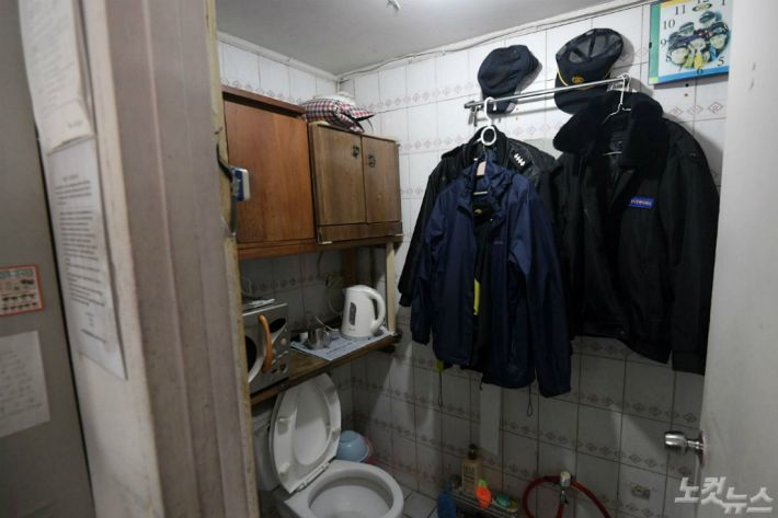 .. ข้อความสุดท้ายที่พนักงานรักษาความปลอดภัยได้เขียนทิ้งไว้ในจดหมาย เขาโดยแรงกดดันจากผู้พักอาศัยและจากไปพร้อมความไม่ยุติธรรม ประชาชนกว่า 3 แสนคนร่วมลงชื่อเรียกร้องความยุติธรรมให้เขา!