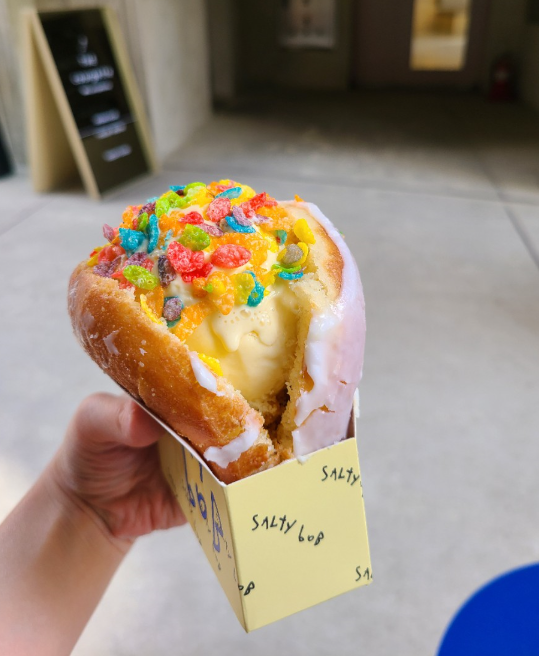 韓国カフェ、ソウルカフェ、梨泰院、イテウォン、イテウォンクラス、梨泰院クラス、漢南洞、ハンナムドン、ハンナム洞、カフェ、ドーナツ、ドーナツアイスクリーム、韓国ドーナツ屋、韓国ドーナツ、韓国ジェラート、オールドフェリードーナツ、OLDFERRYDONUT、オールドフェリー、フェリードーナツ、韓国アイスクリーム、韓国シリアル、韓国グルメ、マッチブ、モッパン、韓国デザート、韓国、デート、ソルティーパブ