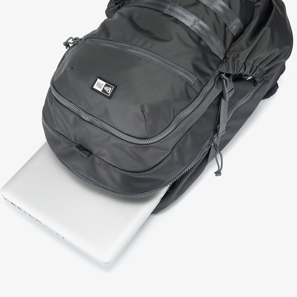 時尚簡約風揹包，New Era新款上市