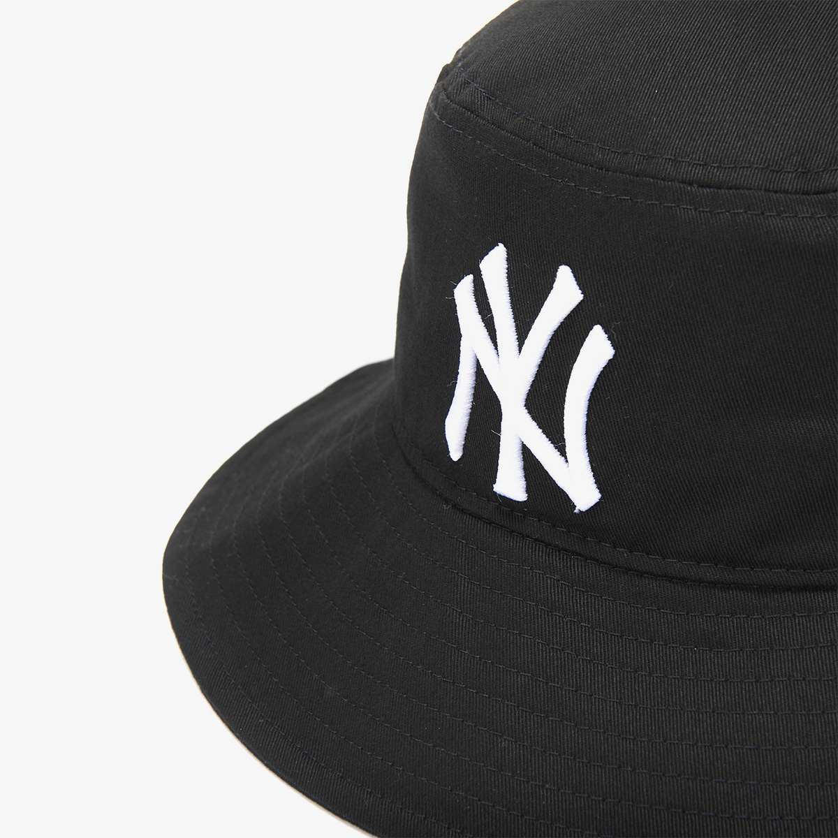 New Era帽款完美側面展示，超強百搭款