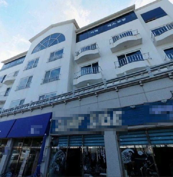 แรปเปอร์หนุ่มซงมินโฮจาก Winner กลายเป็นทอล์คออฟเดอะทาวน์หลังมีคนพบทำการแสดงในคลับ...แต่แท้จริงแล้วคือเกสต์เฮ้าส์?