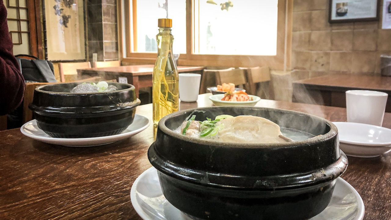 参鶏湯(サムゲタン)デリバリー、韓国サムゲタンデリバリー、参鶏湯、サムゲタン、サムゲタン配達、サムゲタンデリバリー、サムゲタンペダル、韓国サムゲタン、韓国参鶏湯デリバリー、韓国デリバリー、デリバリー、デリバリーサービス、韓国ドラマ、韓国料理、サムゲタン人気、韓国旅行、韓国観光、韓国留学、美味しいお店、人気のお店