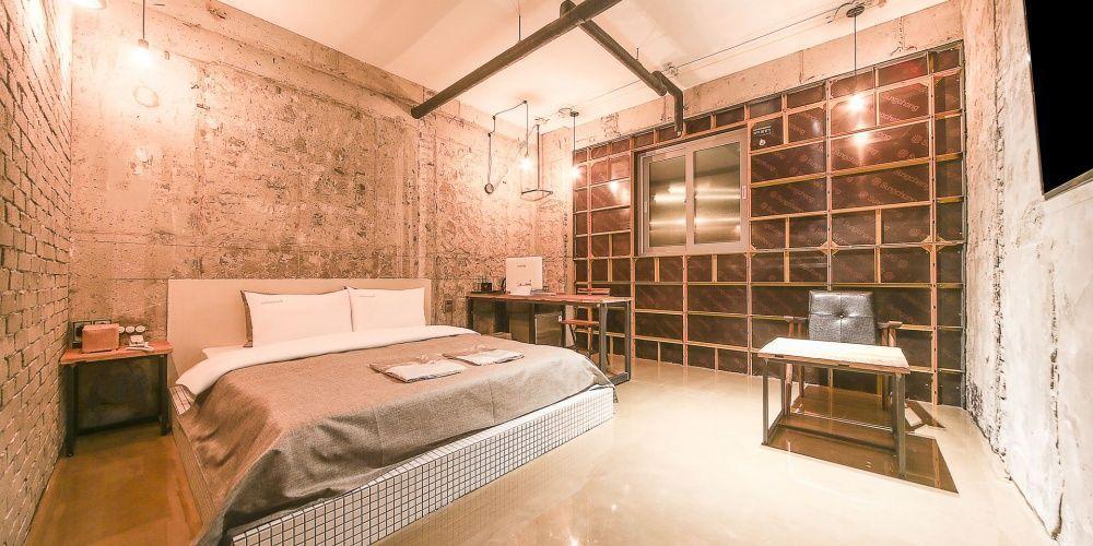 Seoul Night Bus Ride