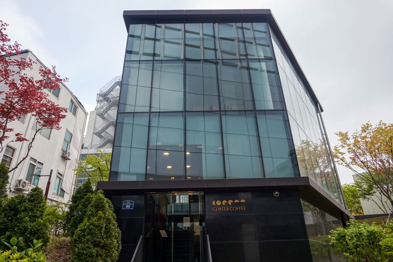 韓国芸能人が運営するカフェ、韓国観光、韓国旅行、韓国芸能人、韓流スター、韓国アイドル、韓国カフェ、ホンデカフェ、済州島カフェ、コンデカフェ、イジョンソク、ユアイン、パクジョンミン、イェソン、ソンミノ、ジョンヨプ、ペヨンジュン、Dos2、テジナ、ジードラゴン、人気のお店、有名なお店、美味しいお店、