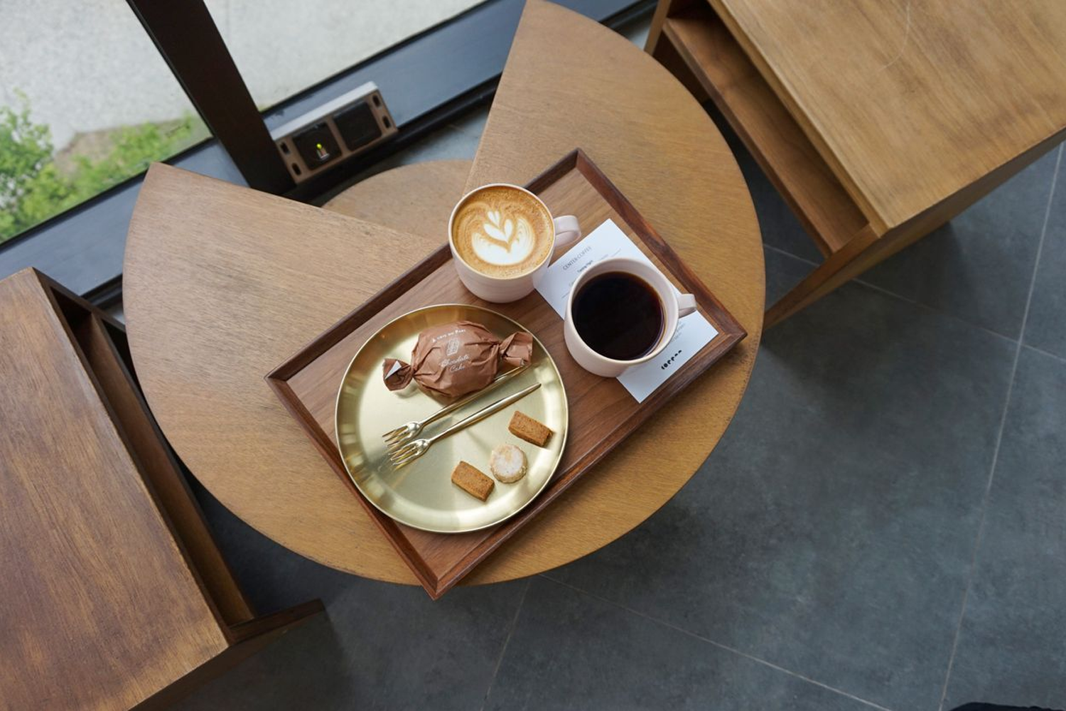 CENTER COFFEE精緻咖啡與甜點套餐