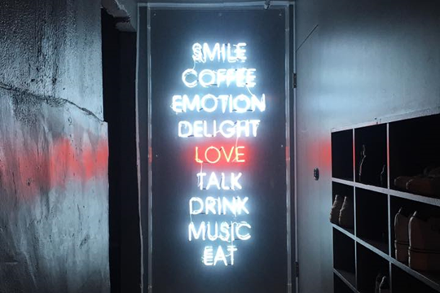 Mouse Rabbit咖啡廳，內部裝潢典雅