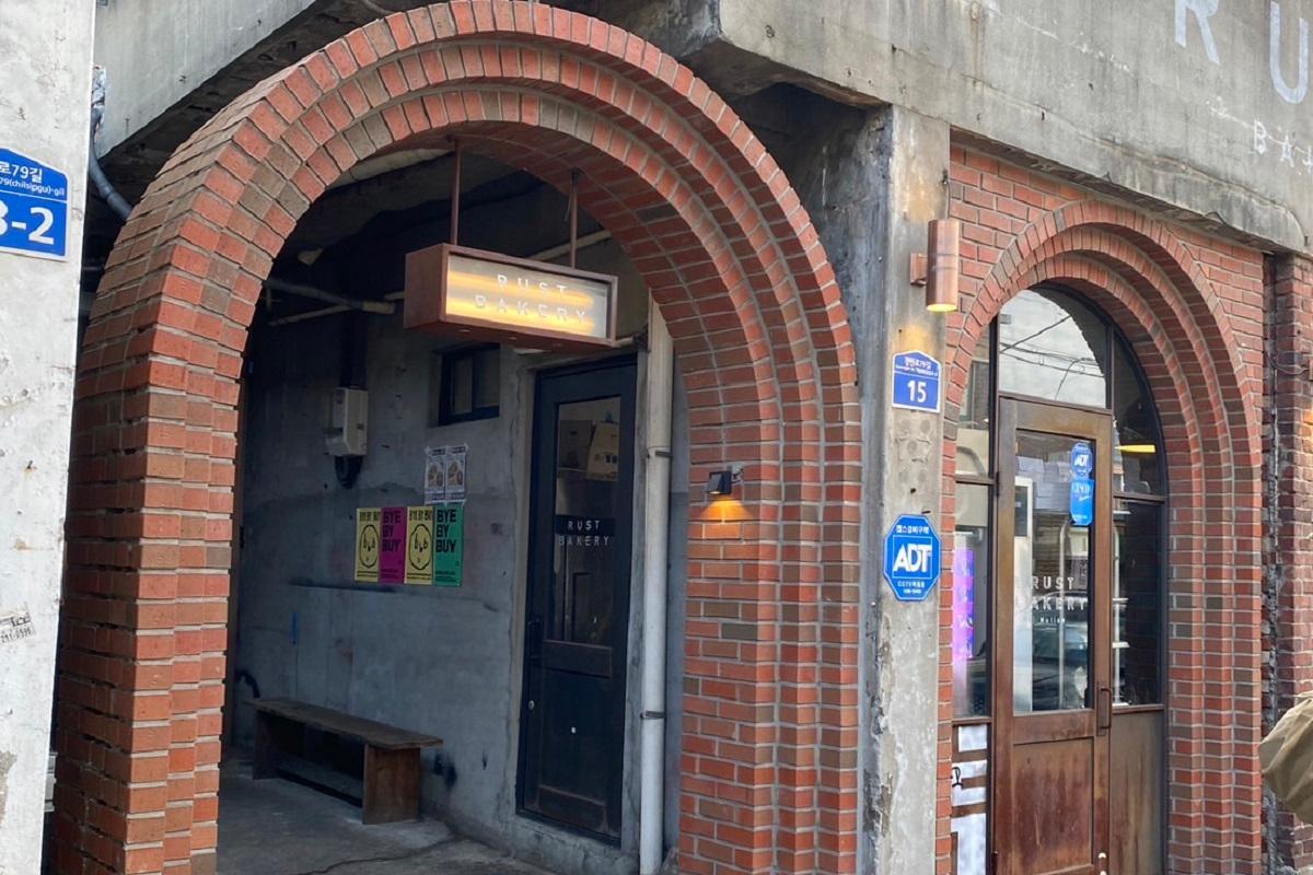 文来、ムルレ、韓国カフェ、おしゃれカフェ、レトロカフェ、ベーカリーカフェ、RUST BAKERY、パン屋さん、カフェ巡り、ソウルカフェ