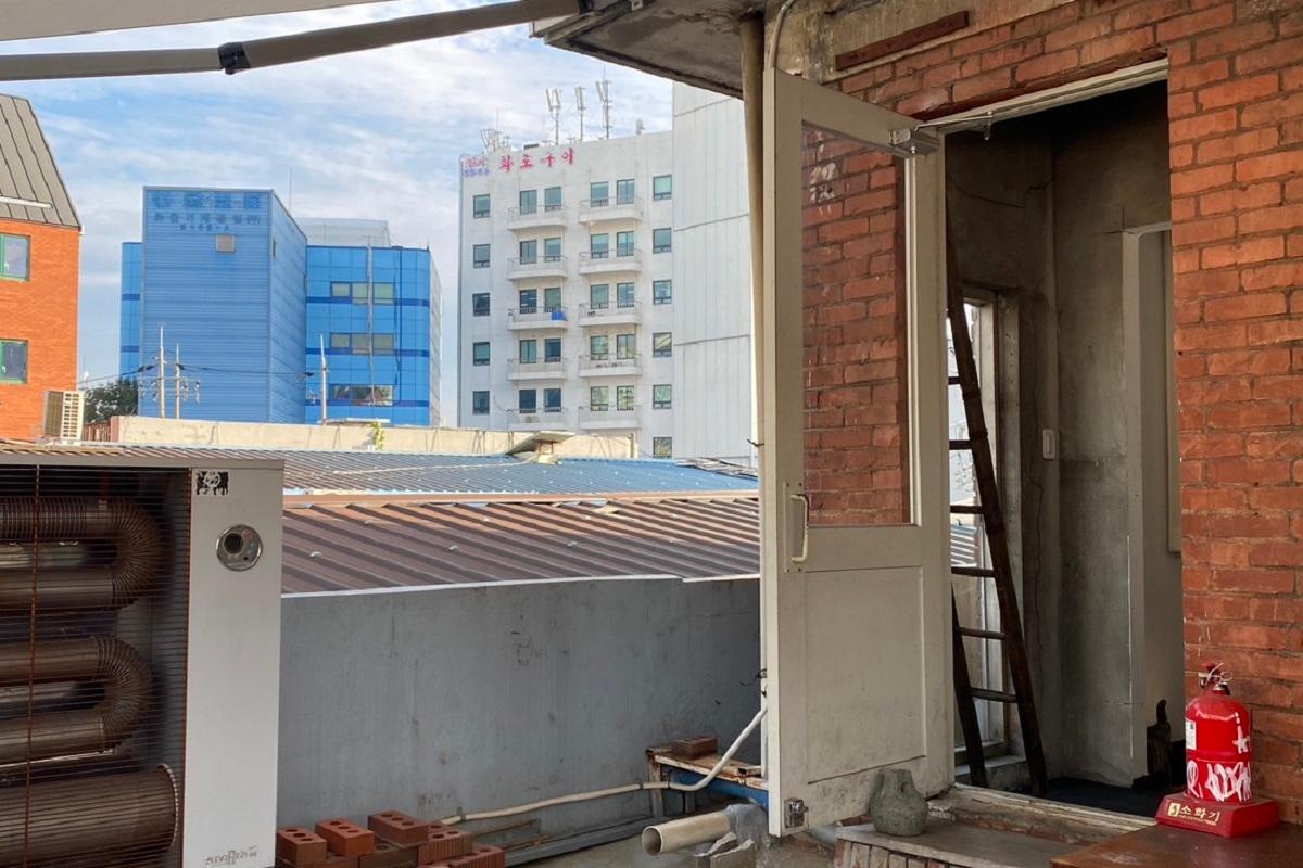 文来、ムルレ、韓国カフェ、おしゃれカフェ、レトロカフェ、ベーカリーカフェ、RUST BAKERY、パン屋さん、カフェ巡り、ソウルカフェ