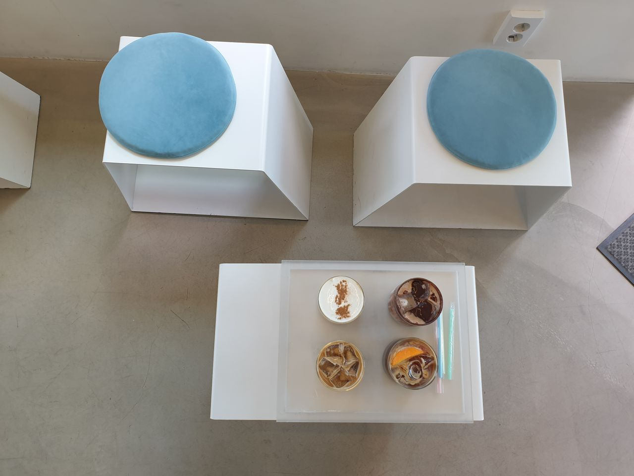 #ソウル #ソウルカフェ  #ソウルオシャレカフェ #韓国 #韓国カフェ #韓国オシャレカフェ #韓国旅行 #ウルチロ #ウルチロカフェ #明洞 #明洞カフェ #ミョンドン #ミョンドンカフェ #韓国旅行 #ソウル旅行 #インスタ映えカフェ 