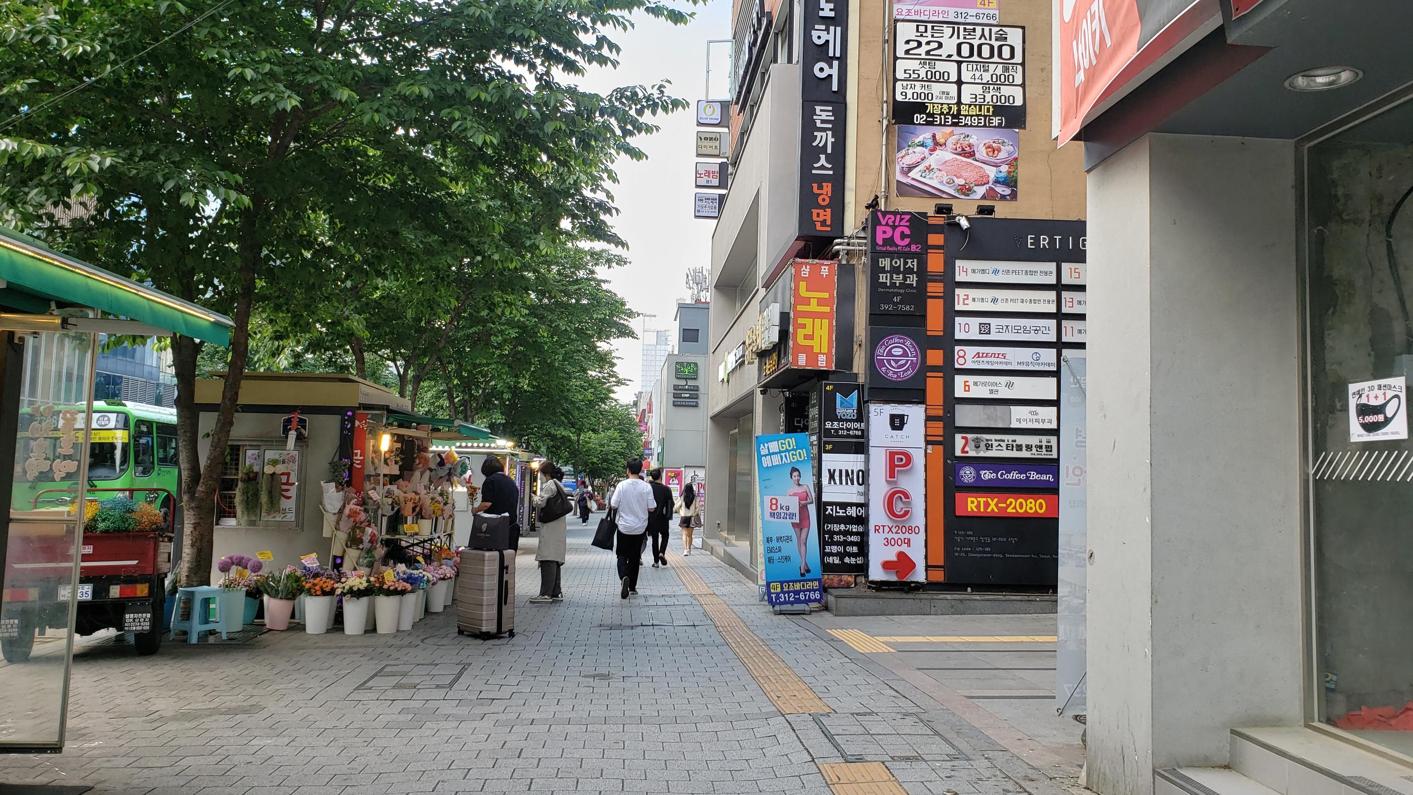 Choco Blossom | Sinchon |  Heavenly Chocolate Desserts Place for the Chocolate Lovers!