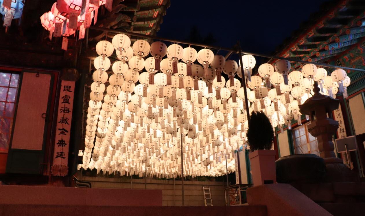 Find peace within from a temple stay within Seoul!