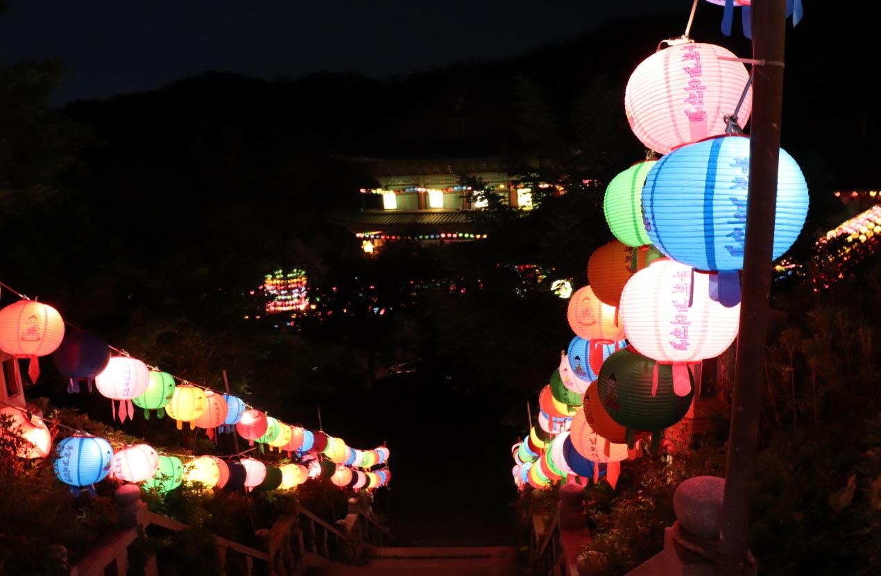Find peace within from a temple stay within Seoul!