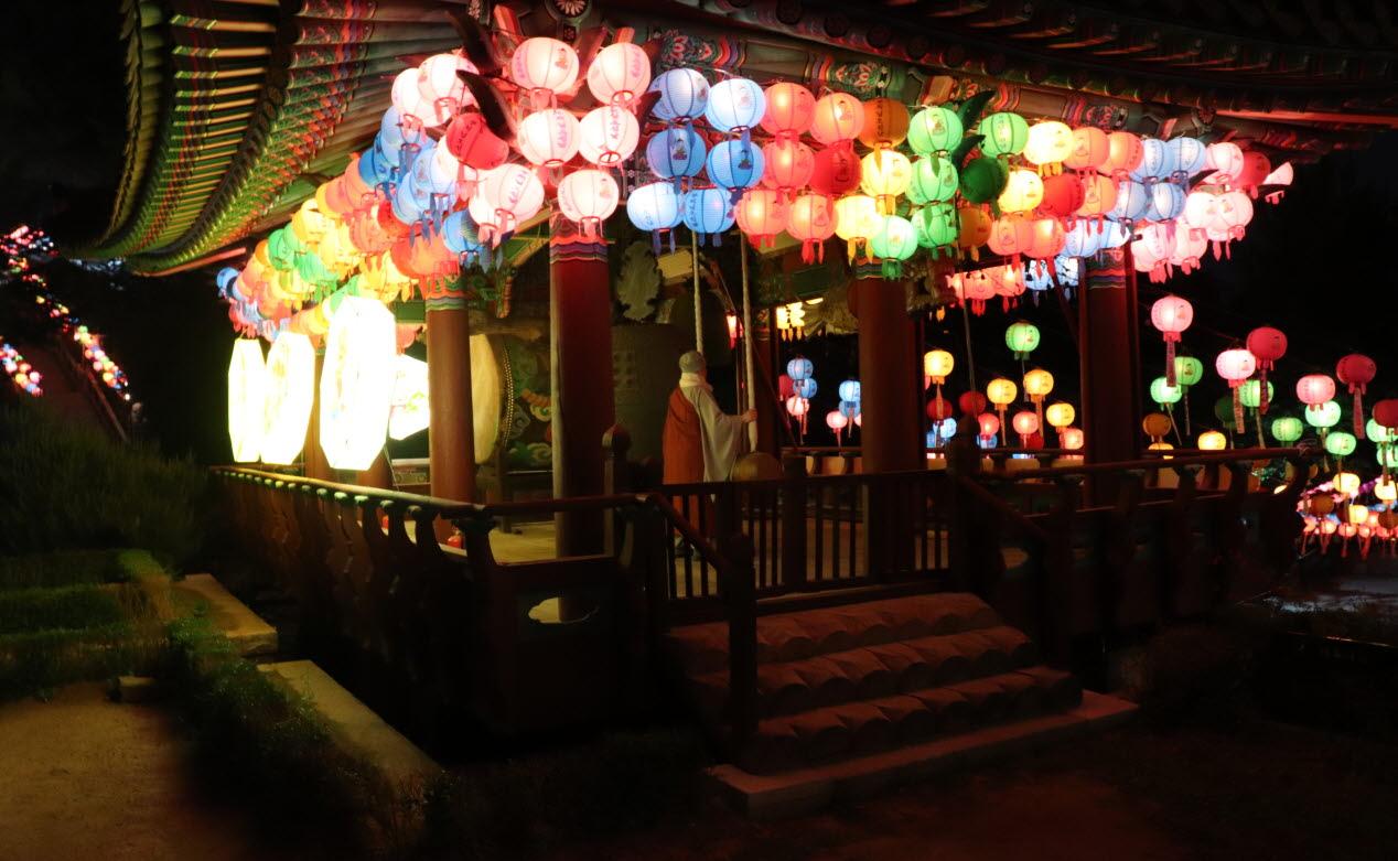 Find peace within from a temple stay within Seoul!