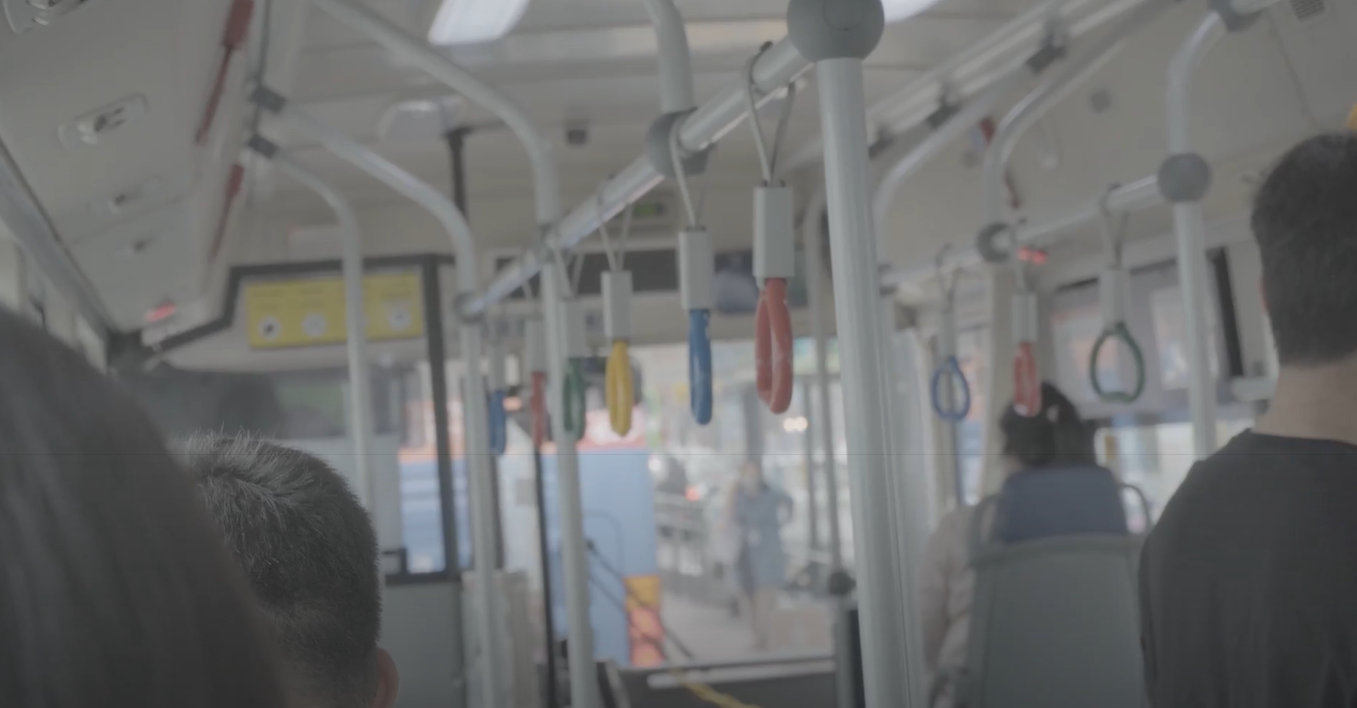 Gerbang kuil Korea di Seoul yang mengundang kedamaian dan ketenangan bagi pengunjung dengan arsitektur tradisional.