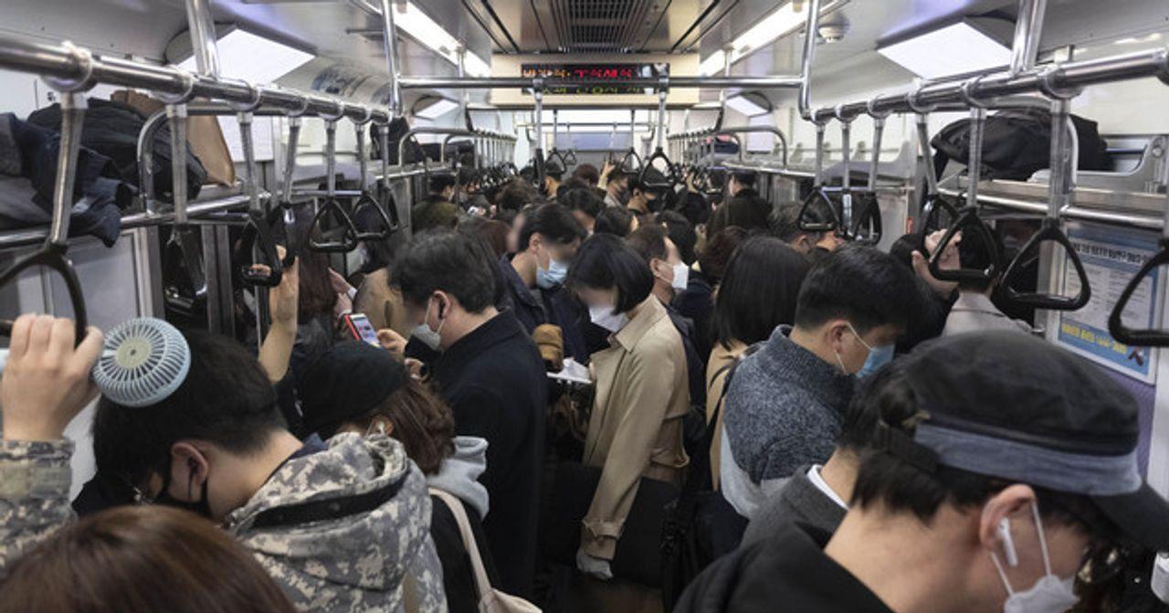 公共交通須戴口罩