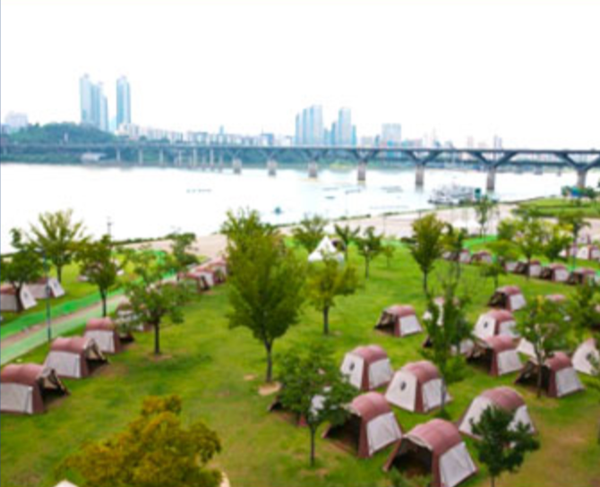 Camping Grounds in Seoul There is camping grounds in Seoul? Let