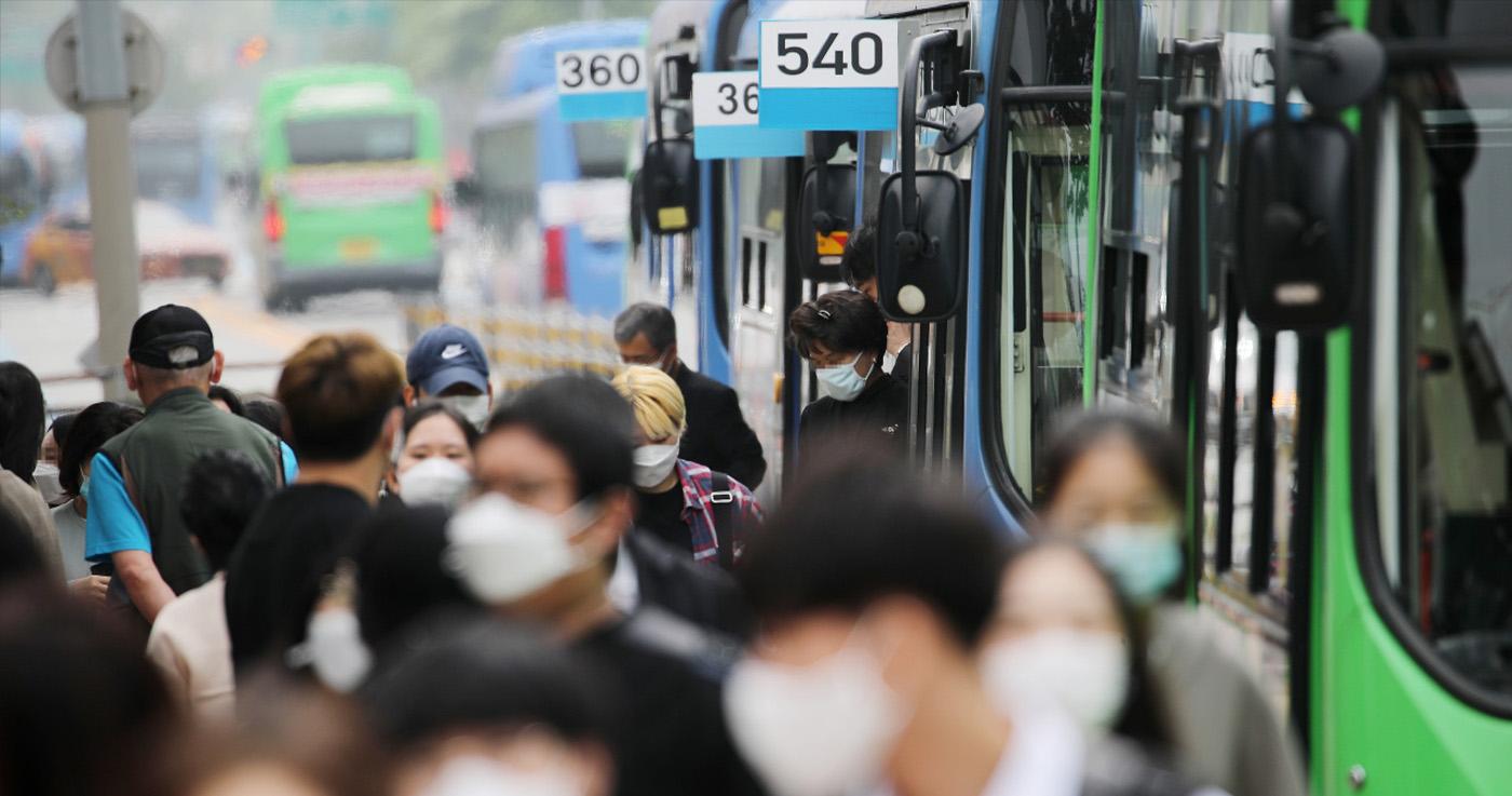 มาตรการบังคับให้ผู้โดยสารทุกคนต้องใส่แมสก์