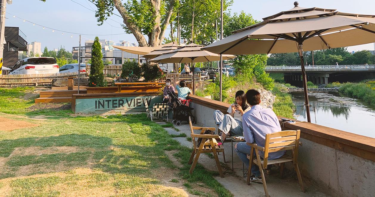 Coffee Interview | Quán cafe sân vườn đẹp nhất Daejeon 