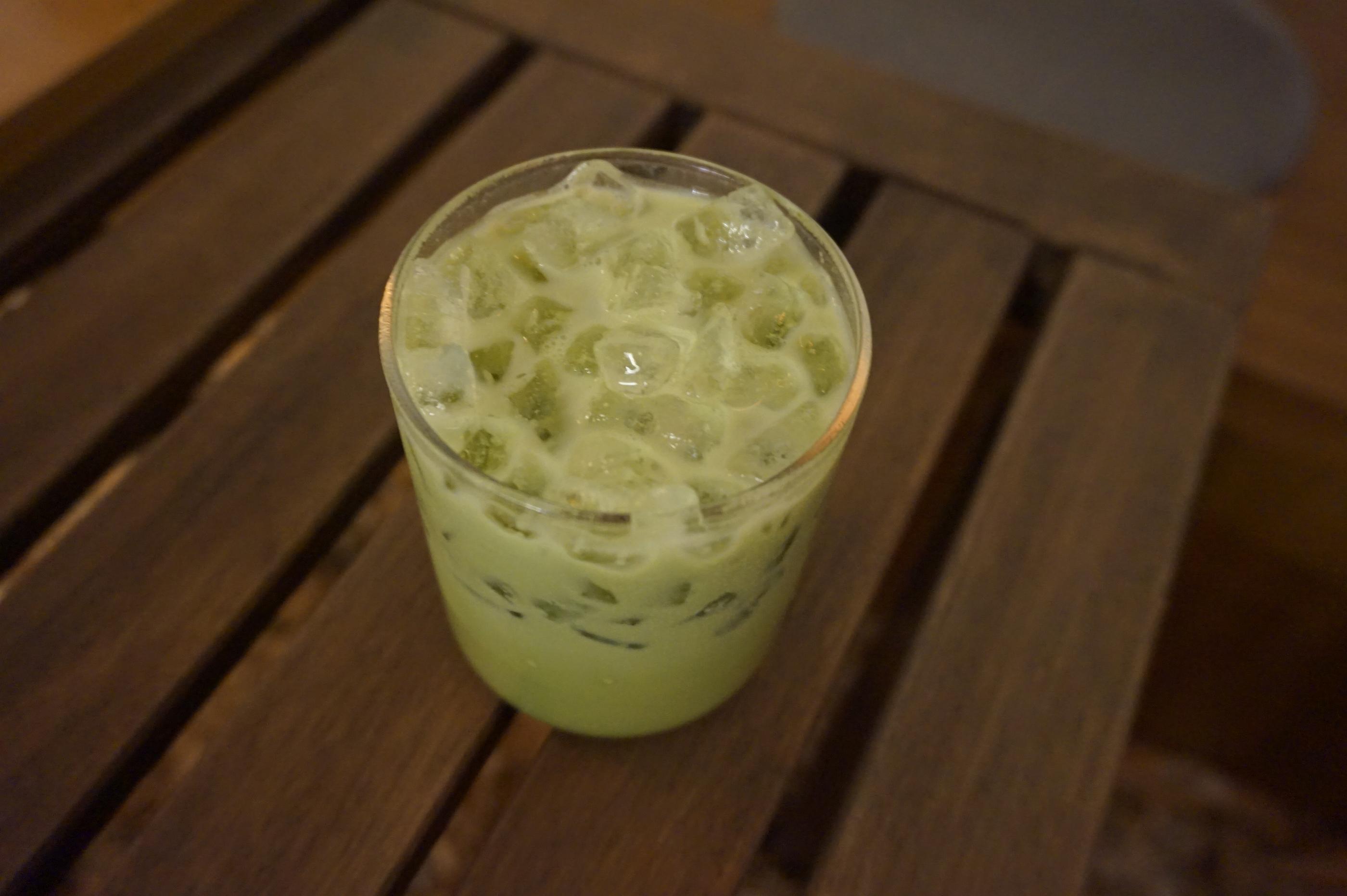 RENDÉJÀ-VOUS | Hongdae, A little piece Jeju Island in Hongdae! Feel the ocean vibes amidst the city scene.