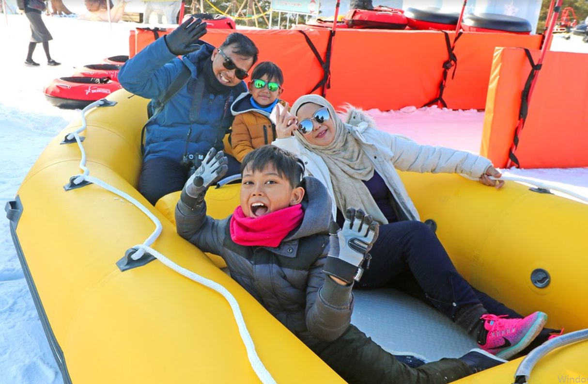 Snowy Land Day Tour | Reserve now and get special presents for early birds!