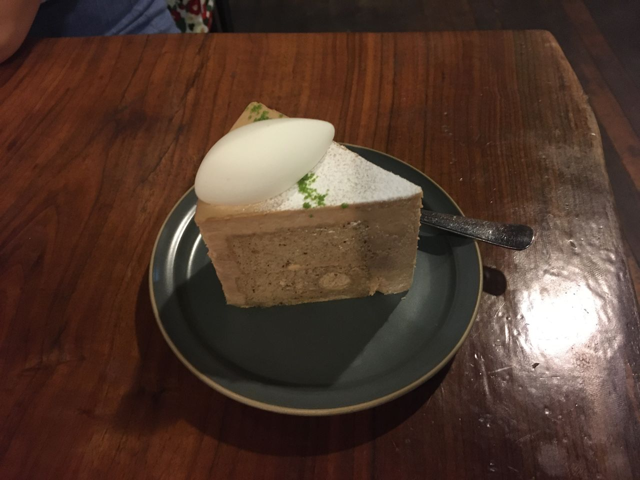 จากโกดังเก่าสู่คาเฟ่/ร้านอาหาร/อาร์ตแกลลอรี่สุดคลาสสิค