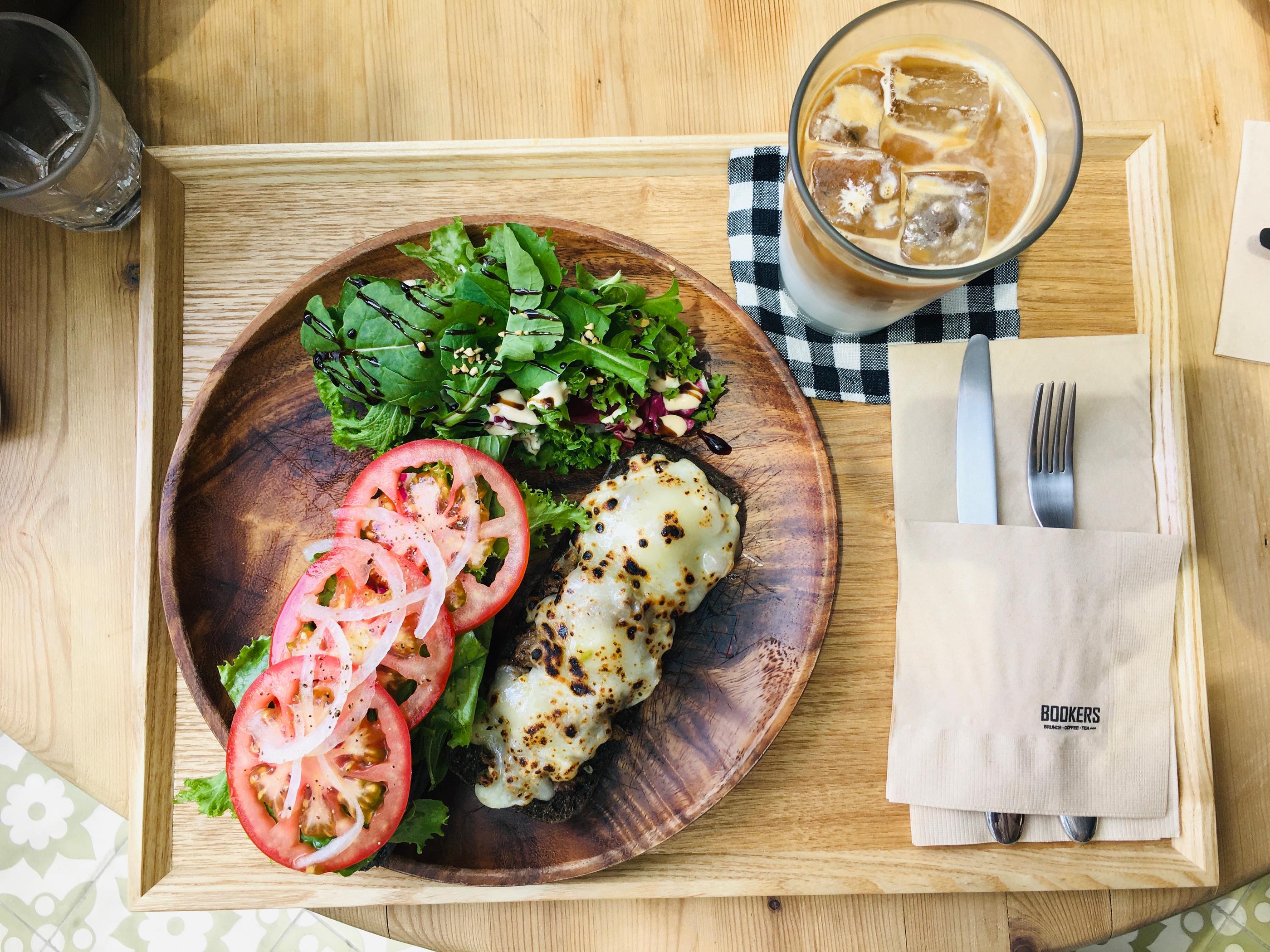 What comes after Gyeongbokgung? Explore Buam-dong, a quiet home to many local artists and galleries.