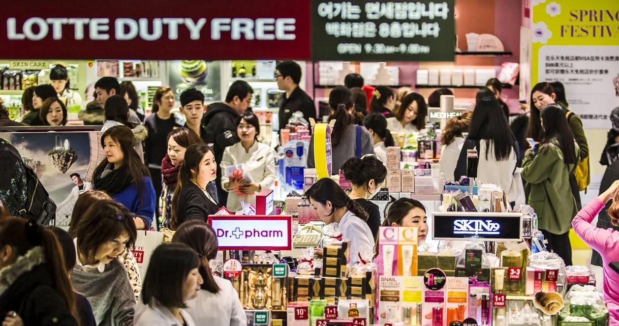 [CHÍNH THỨC] Tháng 6/2020 Hàn xả hàng miễn thuế YSL, Valencia, Valentino…