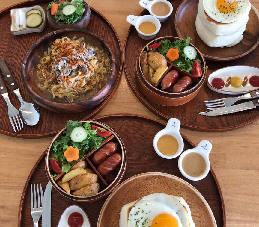 韓国、韓国カフェ、チェジュ、済州島、チェジュ島、チェジュ島カフェ、済州島カフェ、チェジュカフェ、韓国スフレ、韓国スフレパンケーキ、韓国スフレケーキ、韓国パンケーキ、パンケーキ、スフレパンケーキカフェ、パンケーキカフェ、スフレカフェ、静かなカフェ