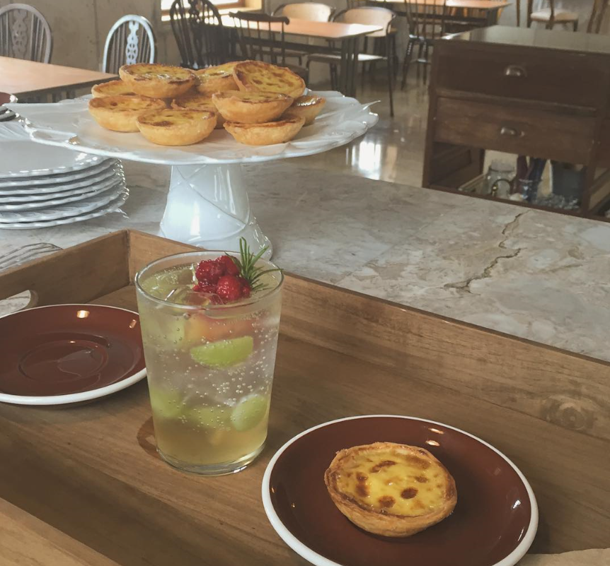 韓国、韓国カフェ、チェジュ、済州島、チェジュ島、チェジュ島カフェ、済州島カフェ、チェジュカフェ、韓国スフレ、韓国スフレパンケーキ、韓国スフレケーキ、韓国パンケーキ、パンケーキ、スフレパンケーキカフェ、パンケーキカフェ、スフレカフェ、静かなカフェ