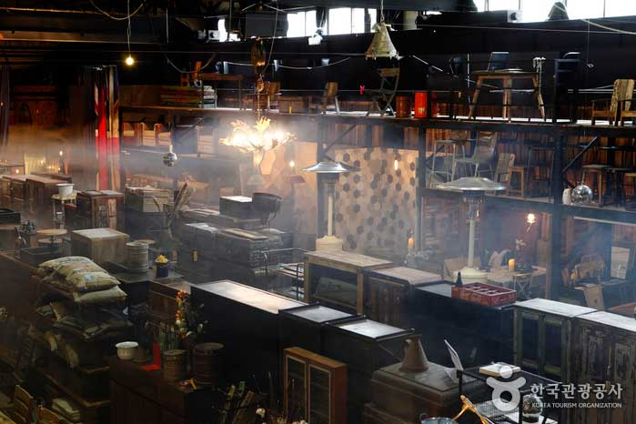 Park Seo-Joon Tour | Follow his footsteps in his drama. Perfect blog for Park Seo-Joon fans!